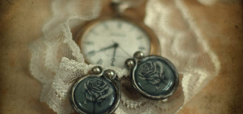 Steampunk în handmade: Silvia Banyoi