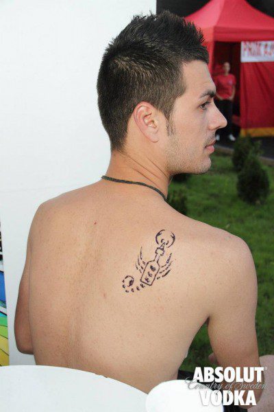 Tatuaj cu henna
