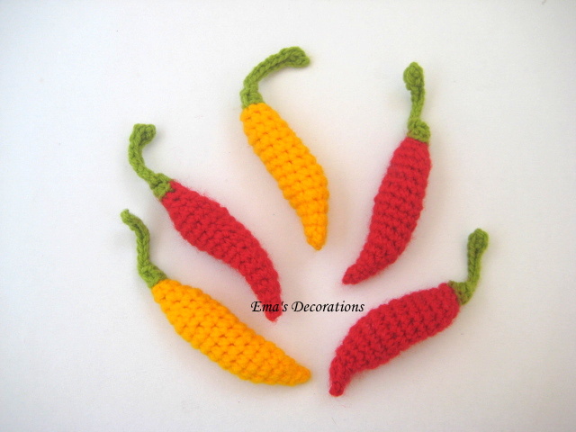Red Hot Chili Peppers – croșetează ardei decorativi