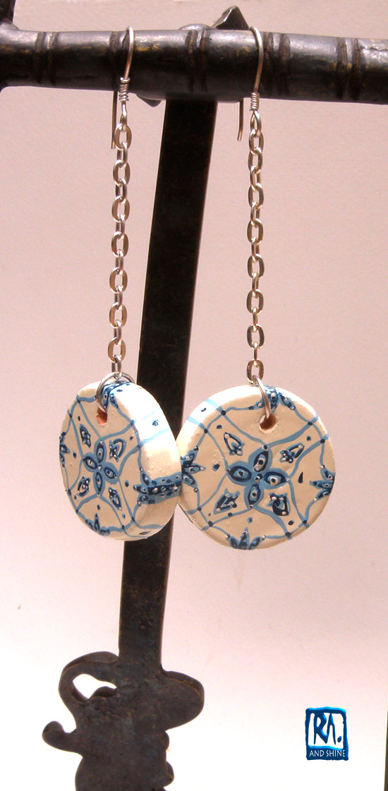 RA-EARRINGS-FOR-PENDANT-ROUND-001