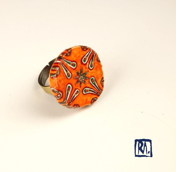 RA-INEL-ORANGE-IN-BUCURESTI