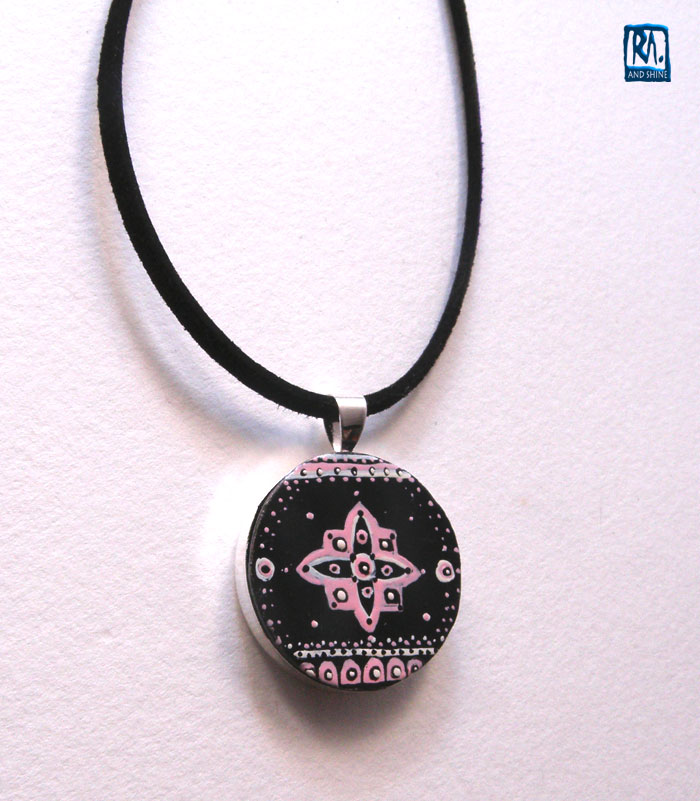 RA-PENDANT-SILVER-PLATED-ROUND-010