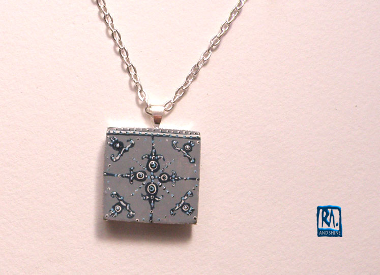 RA-PENDANT-SILVER-PLATED-SQUARE-011