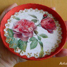 Tutorial: ” Pregătirea bazei – decoupage”
