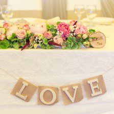 Inspirație pentru o nuntă handmade: povestea Andei