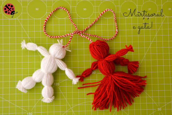 martisor cu ciucuri-papusi