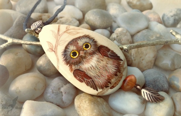 little_owl___necklace_by_alviaalcedo-d7vei9m