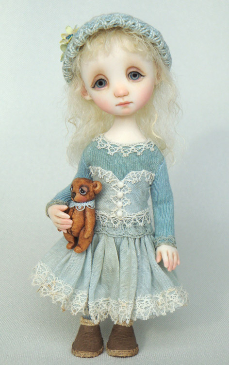 Liz (înălțime 10cm) și Teddy (înălțime 2cm) Liz și Teddy