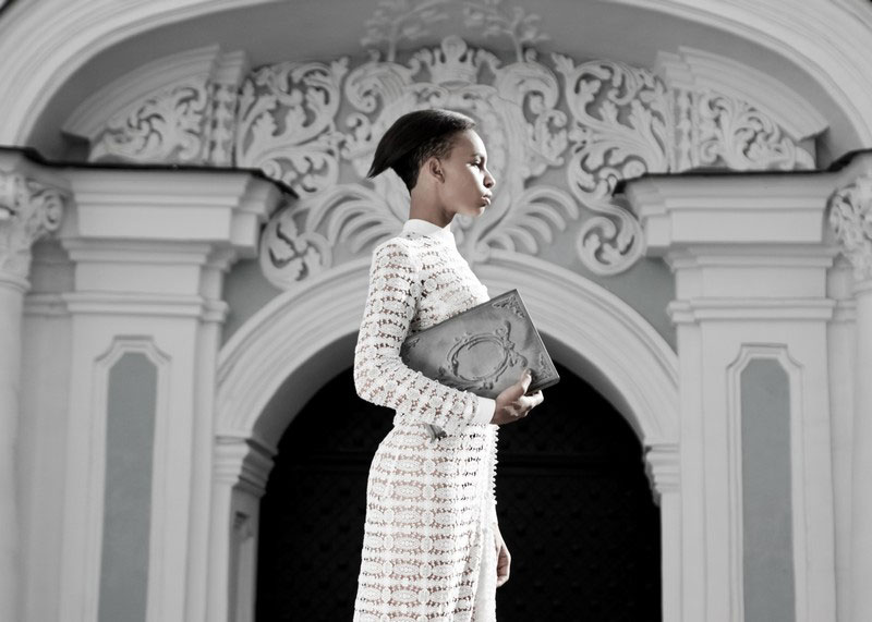 http://www.lostateminor.com/2015/12/10/you-can-now-wear-baroque-architecture-with-these-backpacks-and-purses/