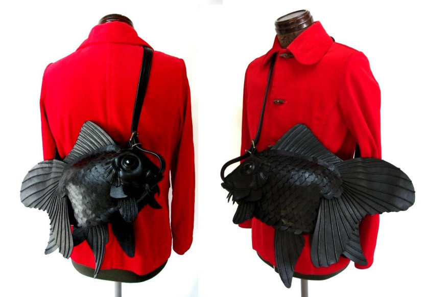 http://www.lostateminor.com/2016/02/25/this-bag-makes-it-look-like-youre-carrying-a-giant-goldfish/