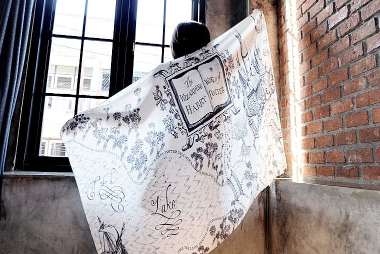 http://www.lostateminor.com/2016/02/16/these-scarves-will-literally-wrap-you-in-your-favorite-book/ 