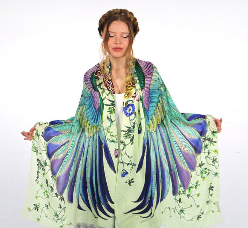 http://www.lostateminor.com/2015/12/03/melbourne-artist-creates-scarves-that-will-give-you-wings/ esarfe 1-7