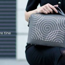 Iutta este în căutare de Sales Assistant