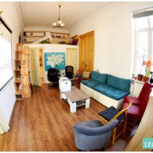Sală de cursuri / ateliere / workshop / prezentări / co-working în București